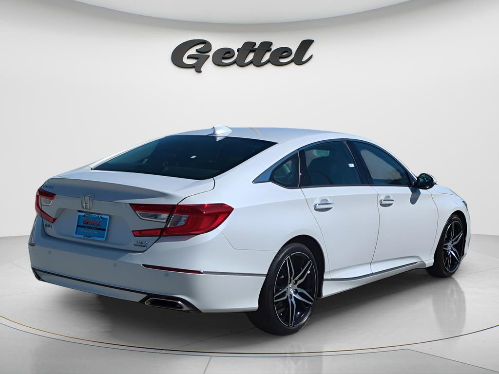 Used 2021 Honda Accord Touring image 4