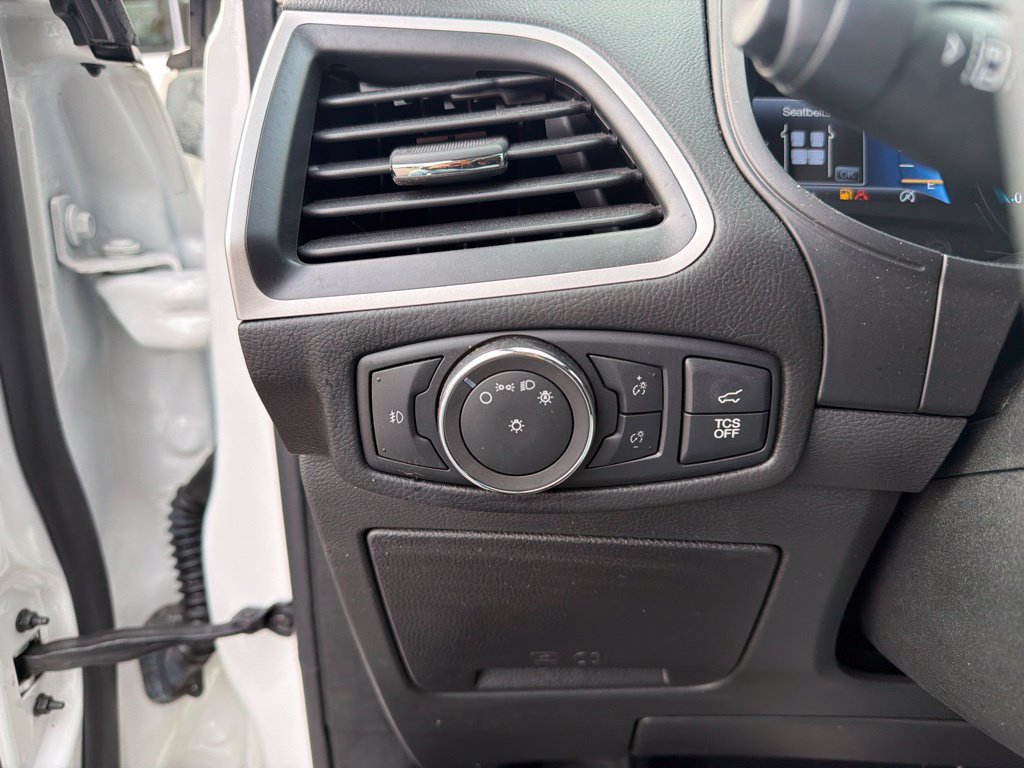 Used 2022 Ford Edge SEL w/ Convenience Package AWD/4WD image 13