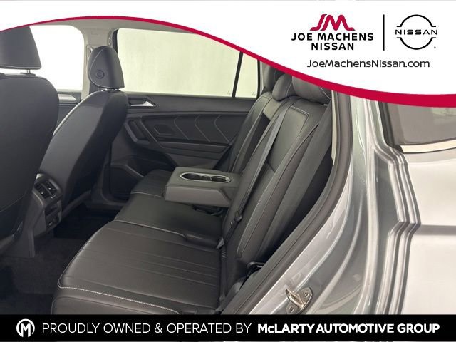 Used 2023 Volkswagen Tiguan SE image 24