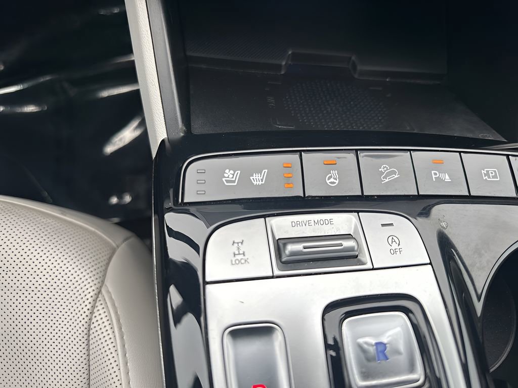 Used 2023 Hyundai Tucson Limited image 23