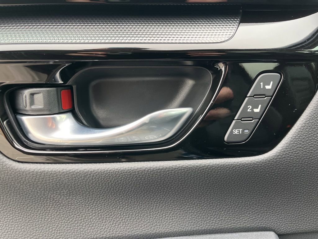 Certified 2026 Honda CR-V EX-L image 6