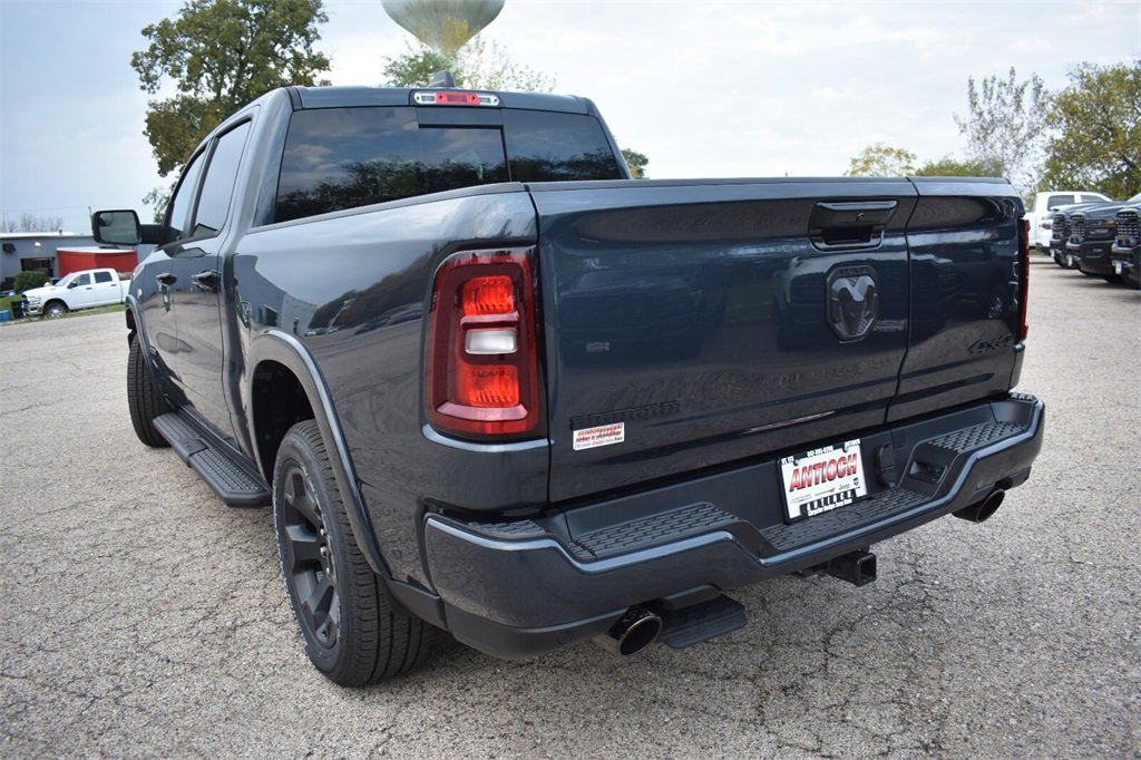 New 2026 RAM 1500 4x4 Crew Cab image 5