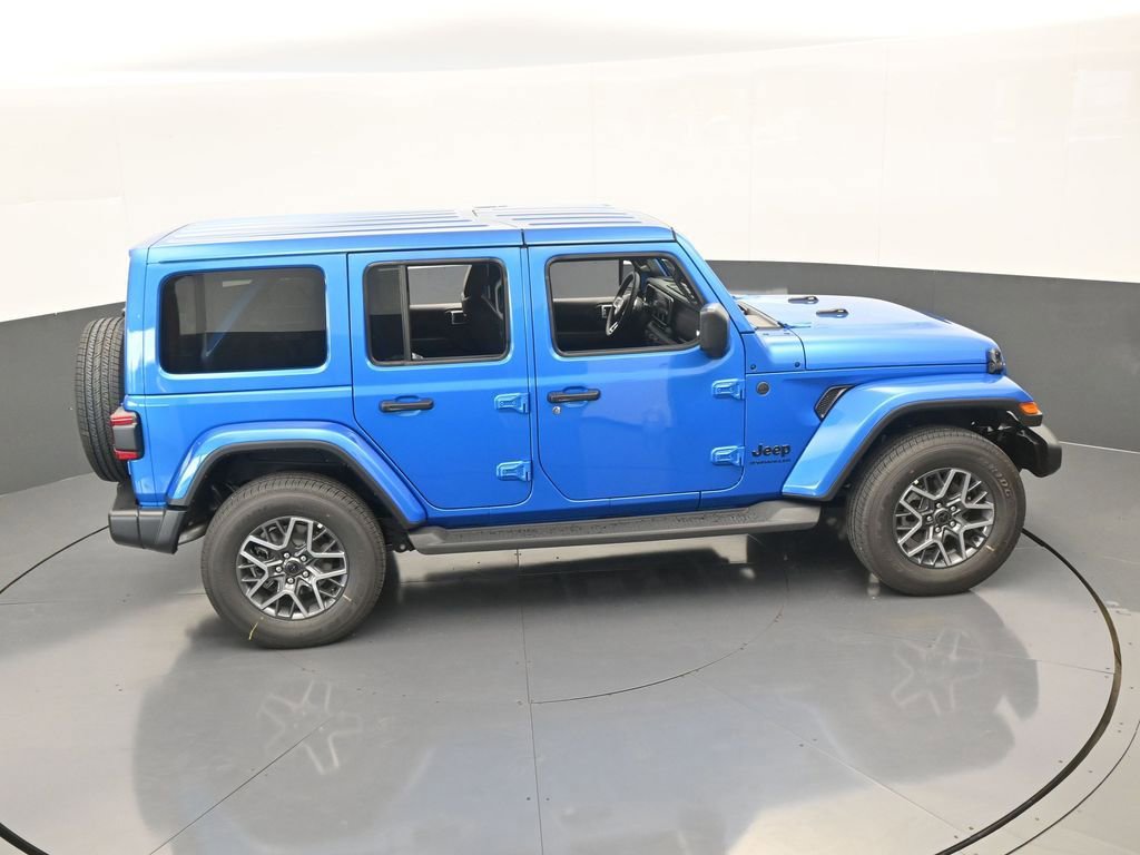 Used 2025 Jeep Wrangler Unlimited Sahara AWD/4WD image 51