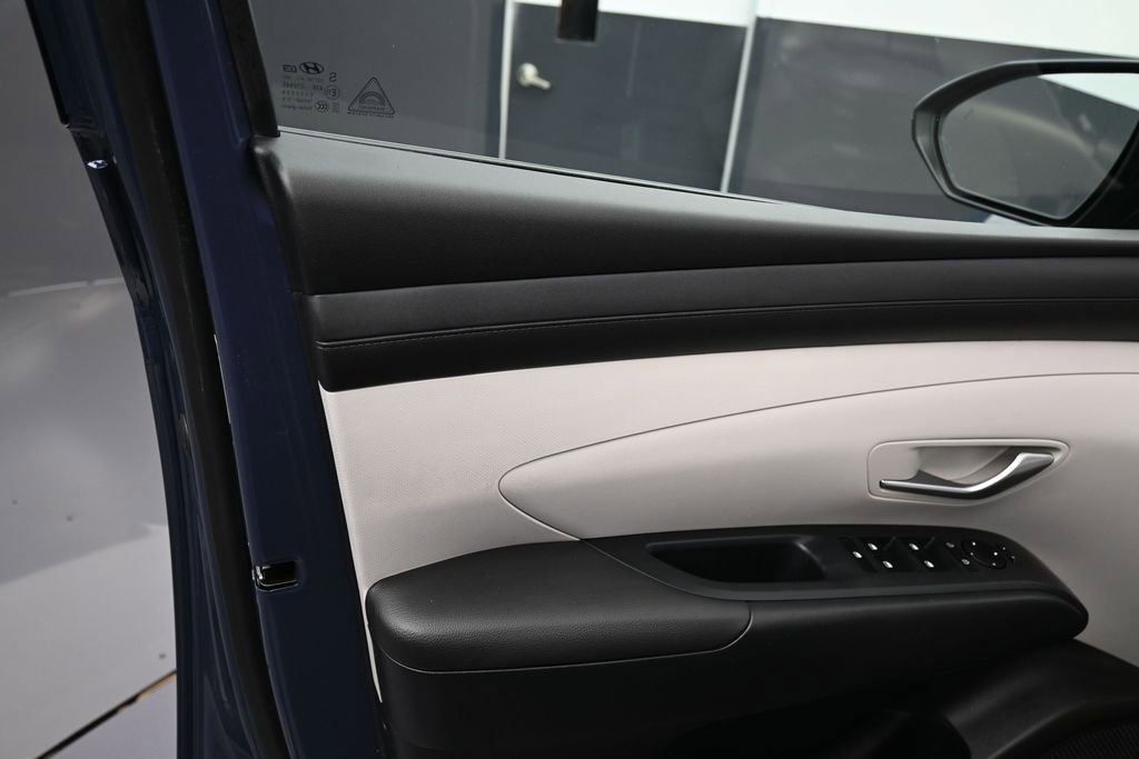 Used 2025 Hyundai Tucson SEL FWD image 13