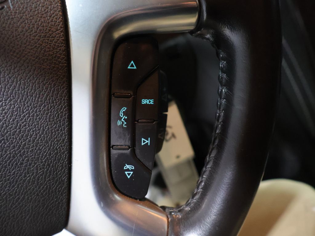 Used 2016 Chevrolet Traverse LT w/ Style and Technology Package image 29