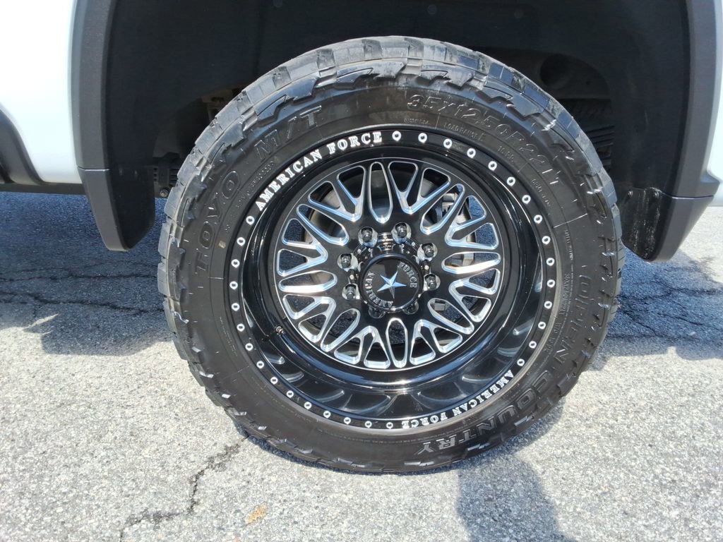 Certified 2024 Chevrolet Silverado 2500 LTZ w/ LTZ Plus Package image 14