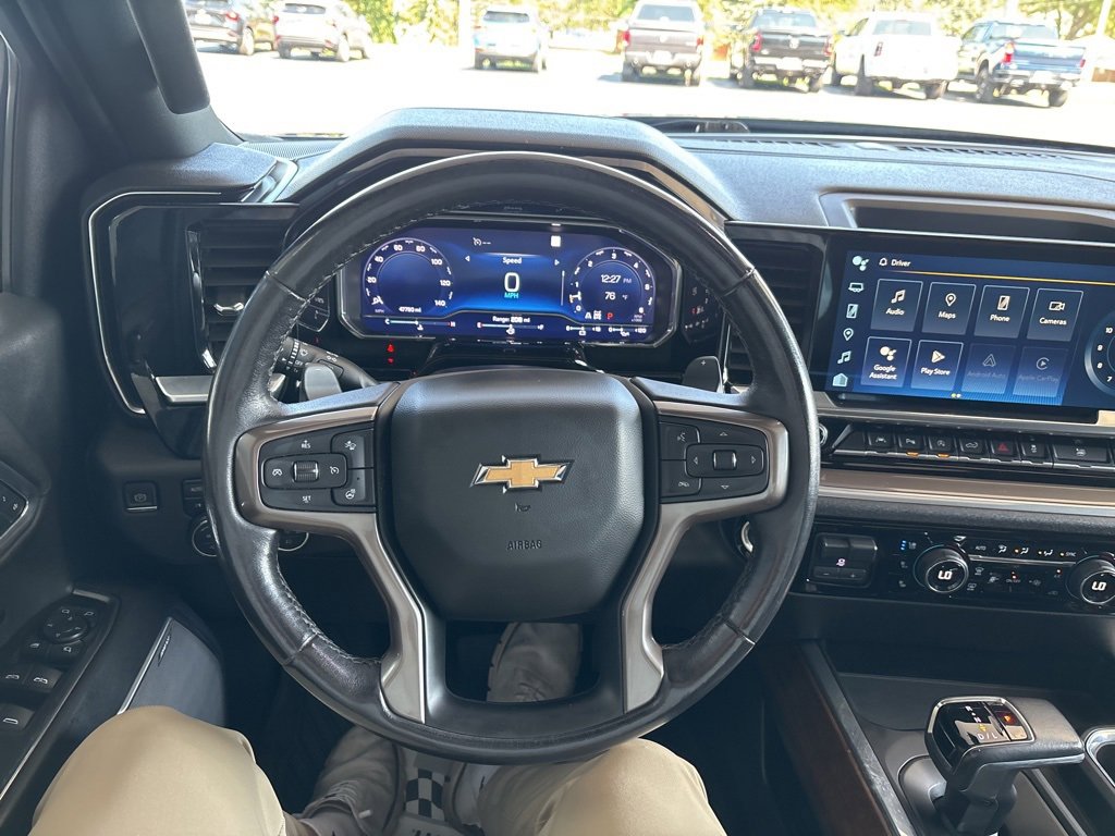 Used 2022 Chevrolet Silverado 1500 High Country w/ High Country Premium Package image 12