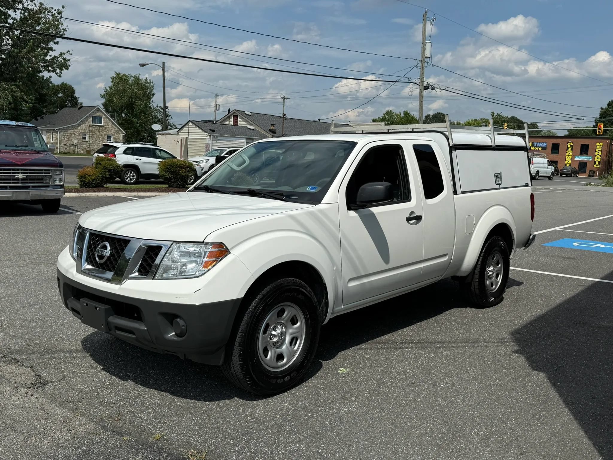 Used 2021 Nissan Frontier S RWD image 3