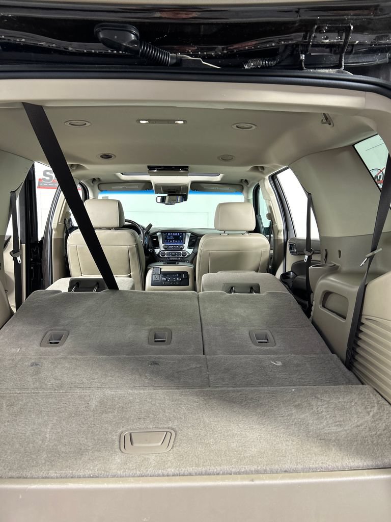 Used 2018 Chevrolet Tahoe Premier AWD/4WD image 23
