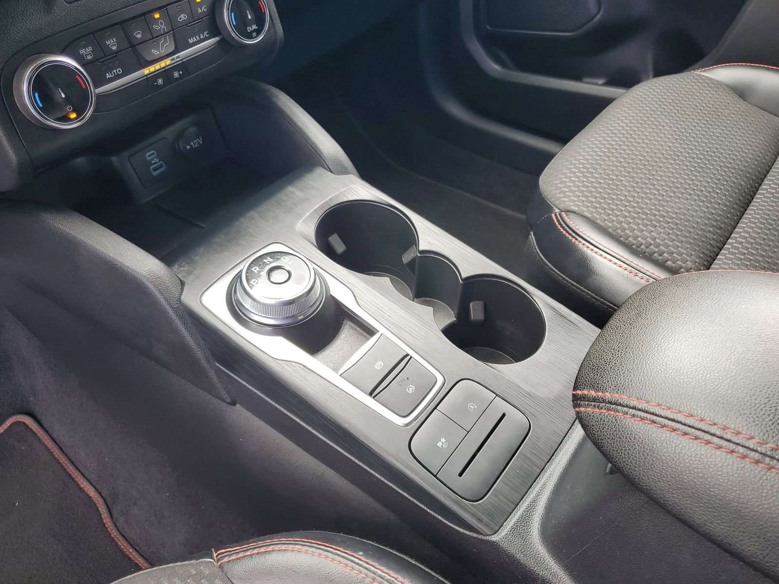 Used 2023 Ford Escape ST-Line image 19