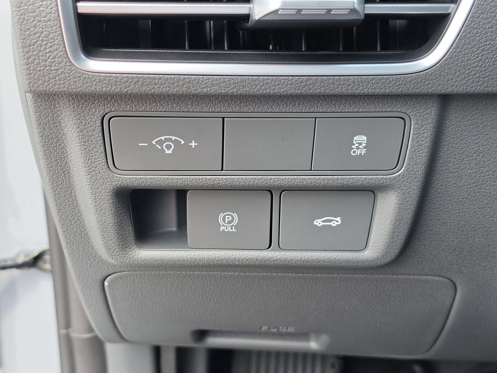 New 2026 Hyundai Sonata SEL FWD image 28
