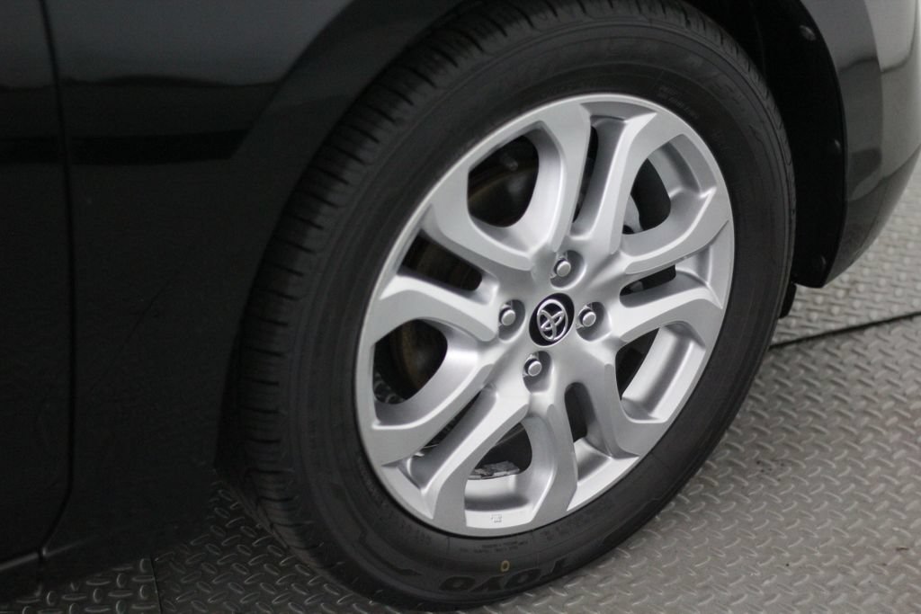 Used 2018 Toyota Yaris iA FWD image 54