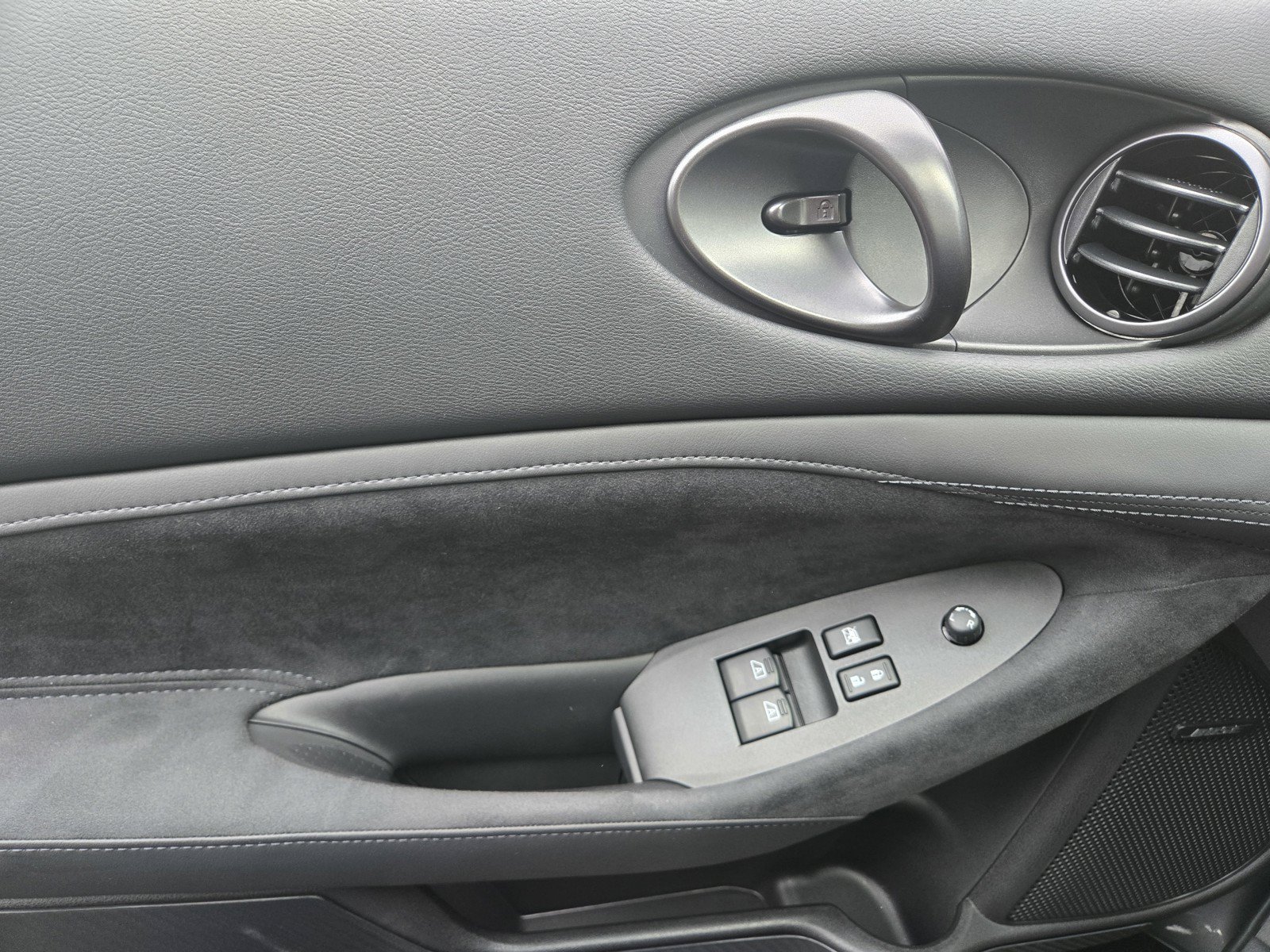 New 2026 Nissan Z Performance w/ Floor Mat Package RWD image 9