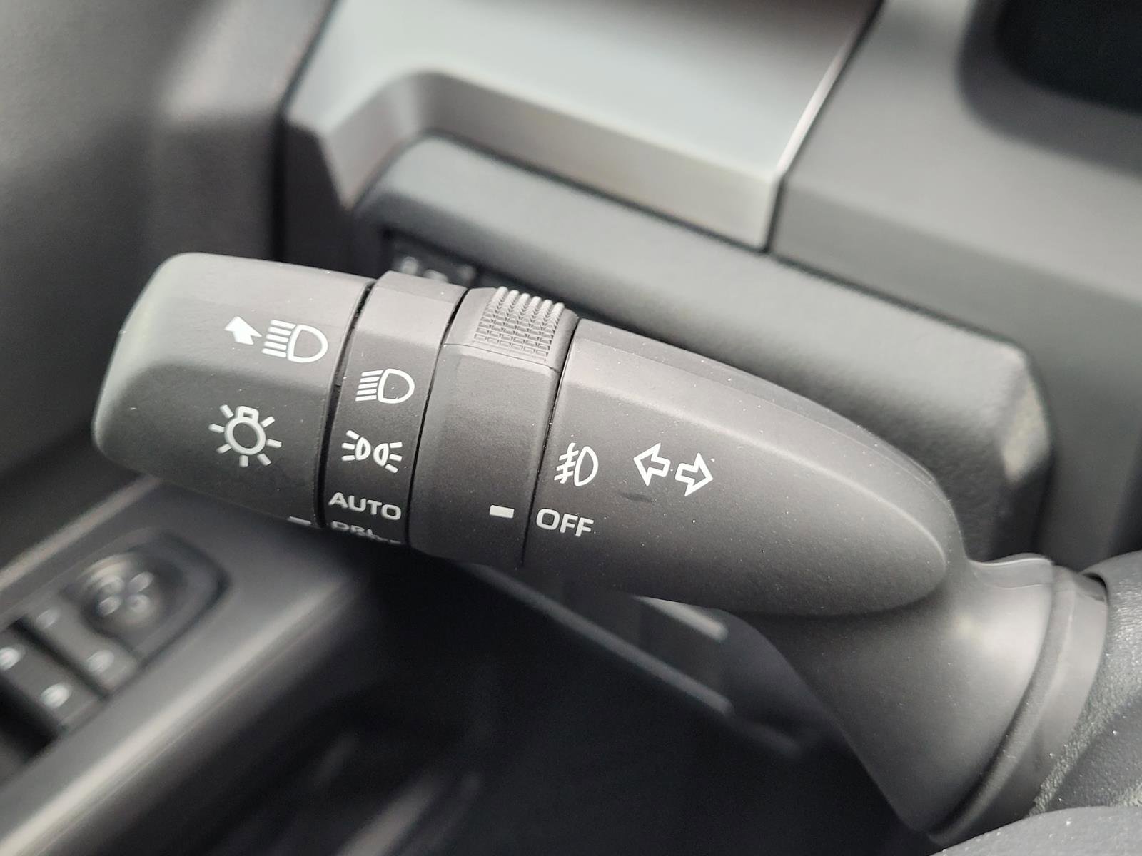Used 2025 Toyota Tacoma SR5 RWD image 30