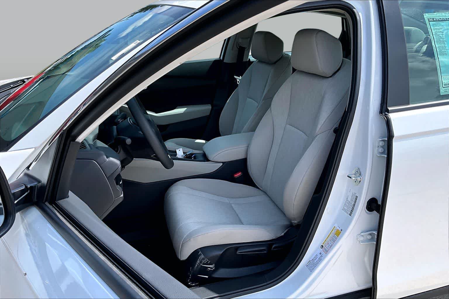 New 2026 Honda Accord LX image 9