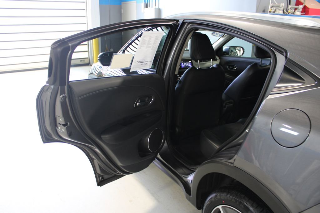 Used 2022 Honda HR-V EX-L image 18