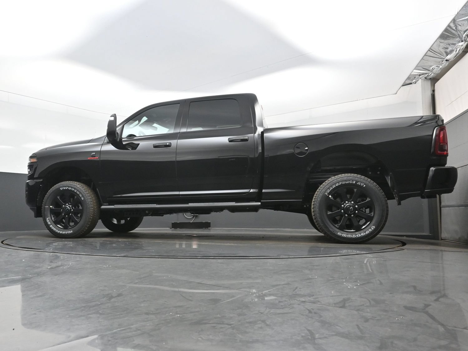 New 2026 RAM 2500 Tradesman AWD/4WD image 15