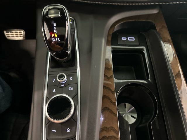 Used 2024 Cadillac Escalade ESV Sport Platinum w/ LPO, ONYX Package image 20