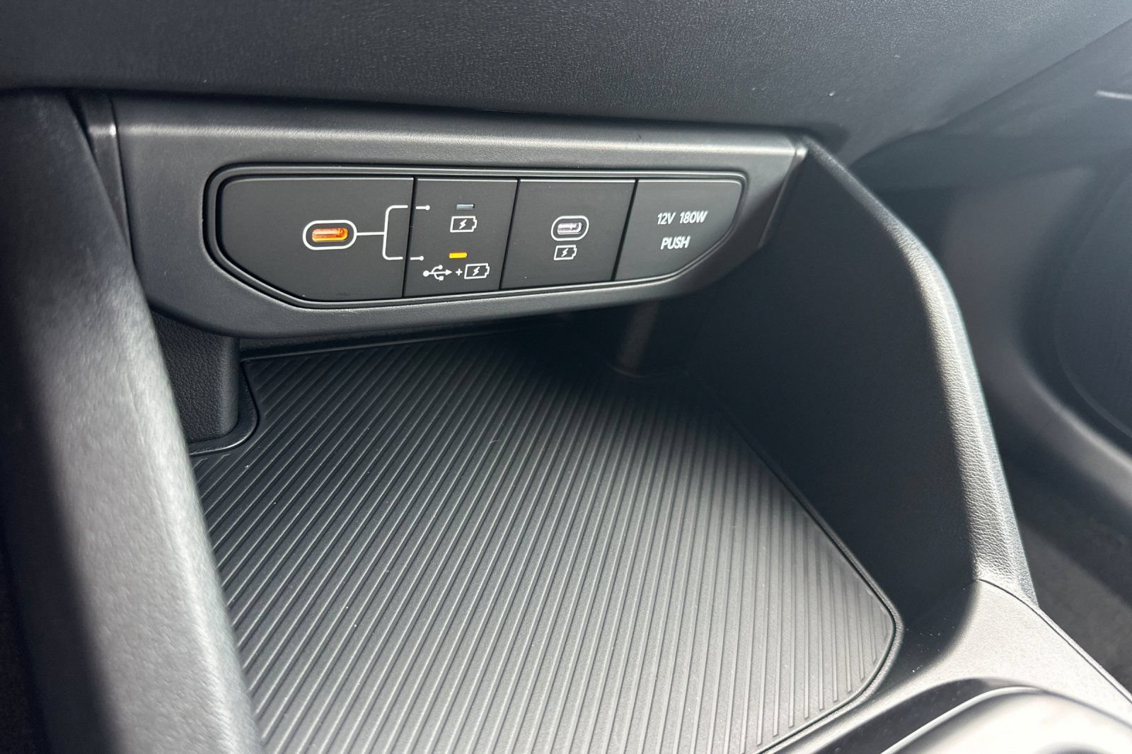 New 2026 Kia K4 FWD image 26