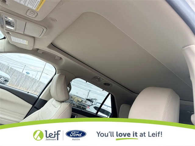 Used 2023 Ford Explorer Platinum w/ Technology Package image 20