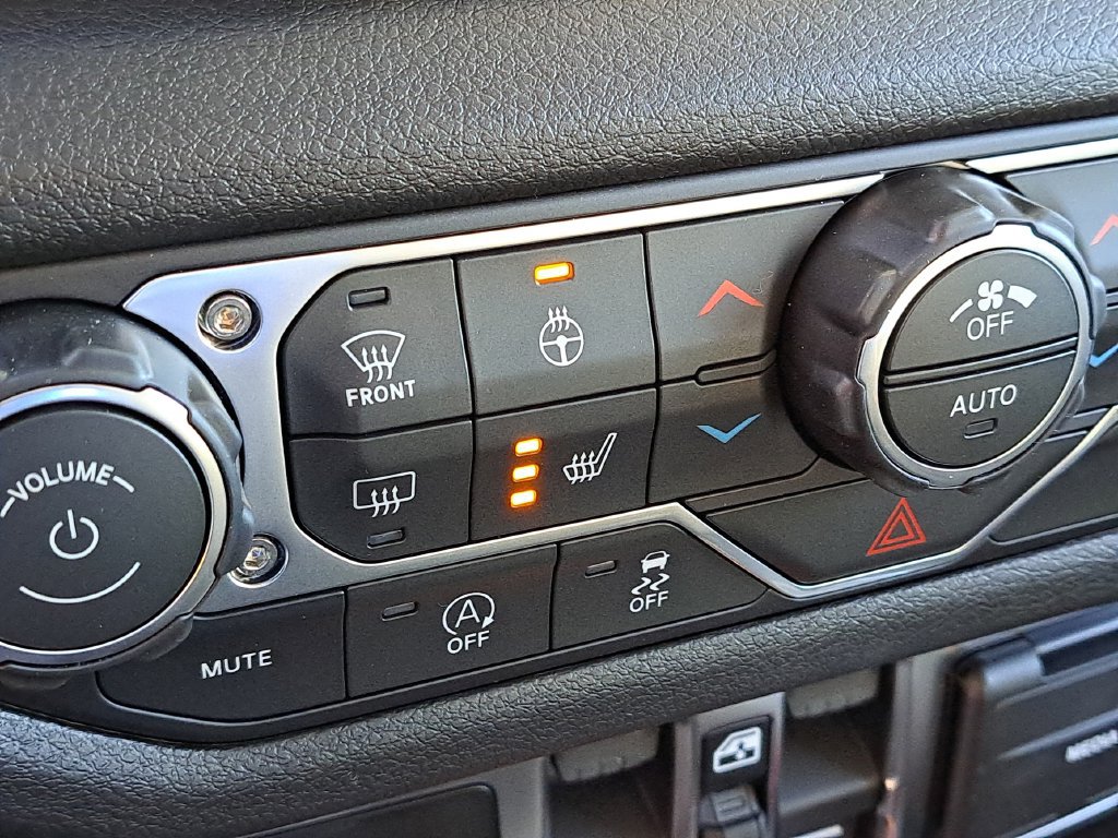 New 2026 Jeep Gladiator Sport AWD/4WD image 9
