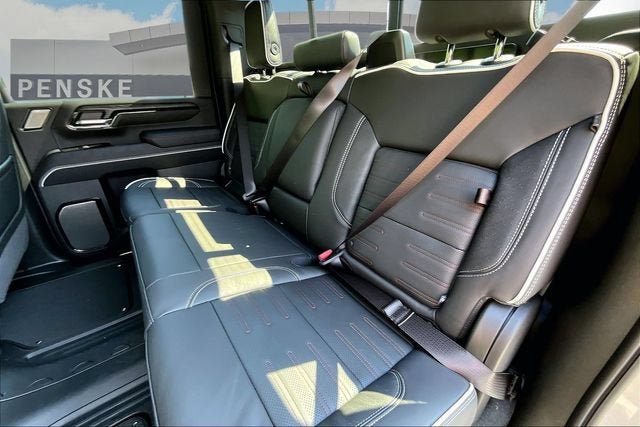 New 2026 GMC Sierra 2500 AT4X AWD/4WD image 11