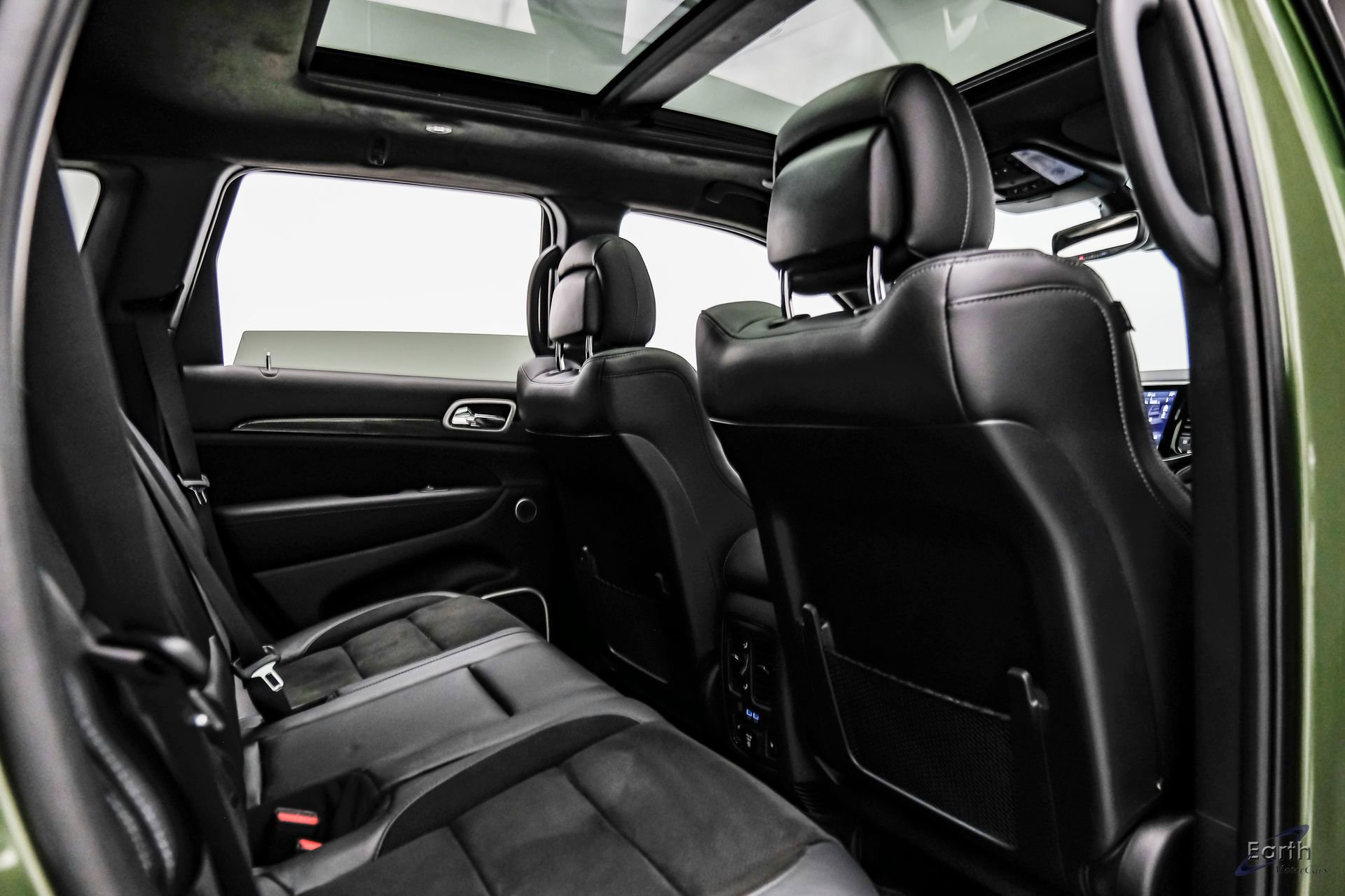 Used 2021 Jeep Grand Cherokee Trackhawk w/ Trailer Tow Group IV AWD/4WD image 88