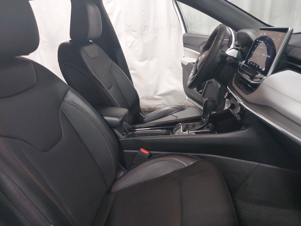 Used 2023 Jeep Compass Limited w/ Elite Group image 10