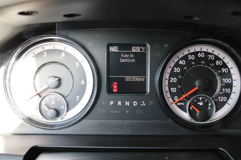 Used 2019 RAM 1500 Classic Warlock image 17