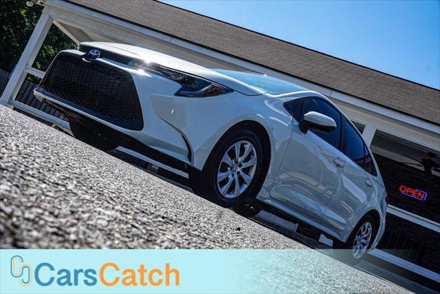 Used 2020 Toyota Corolla LE image 4