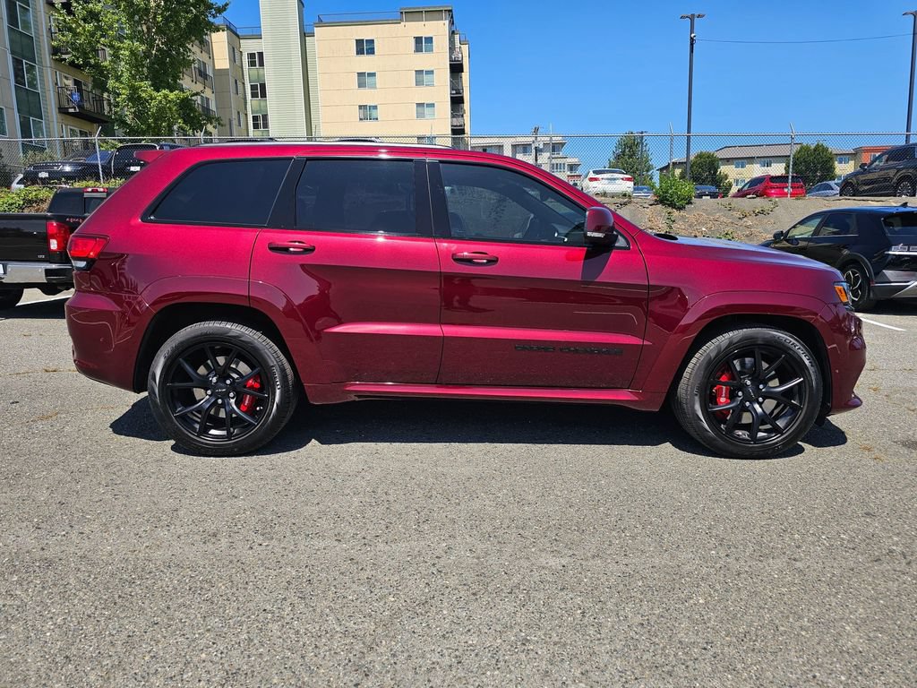 Used 2018 Jeep Grand Cherokee SRT w/ Trailer Tow Group IV AWD/4WD image 9