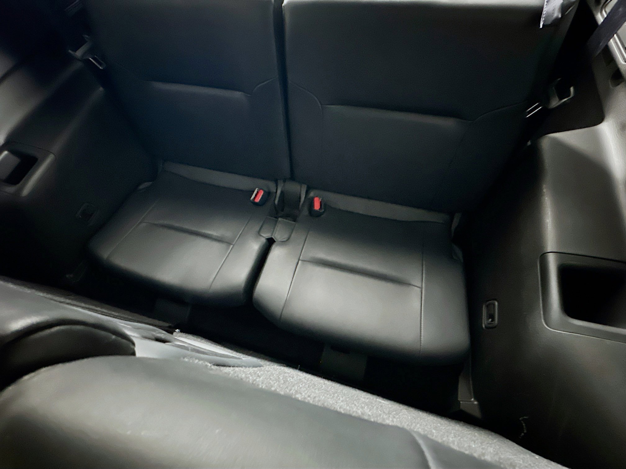 Used 2025 Mitsubishi Outlander SE FWD image 35