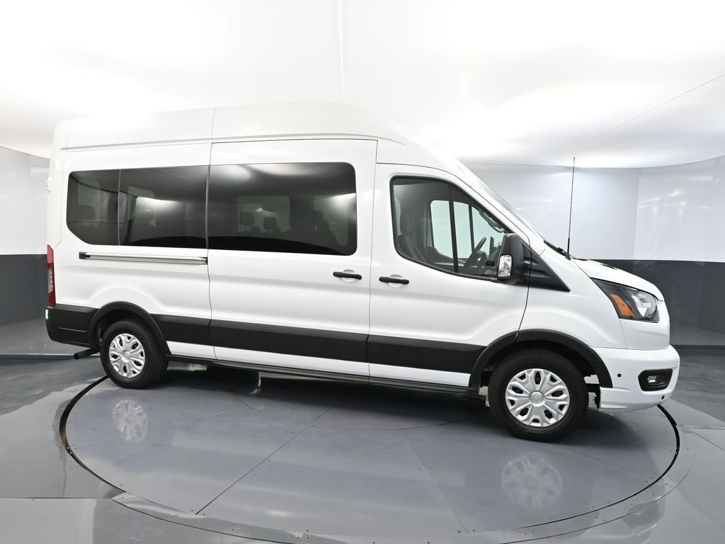 Used 2025 Ford Transit 350 XLT image 4