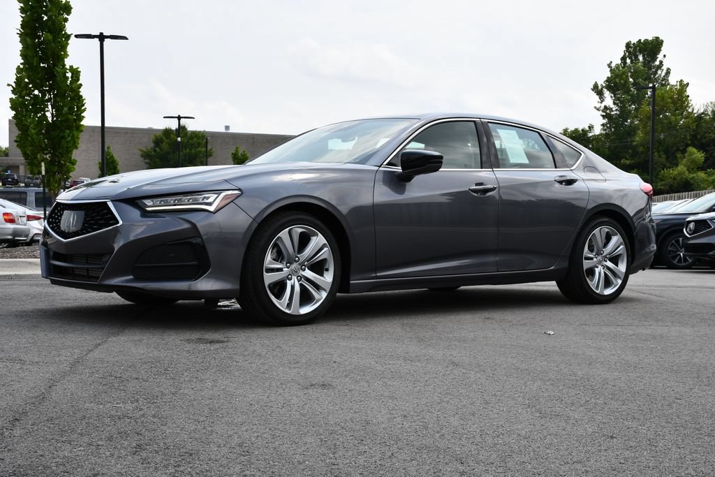 Used 2023 Acura TLX w/ Technology Package FWD image 4