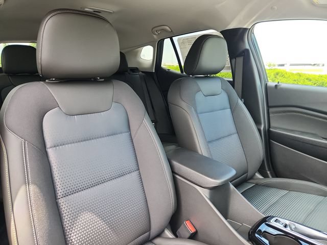 New 2026 Chevrolet Trax LT w/ Driver Confidence Package FWD image 15