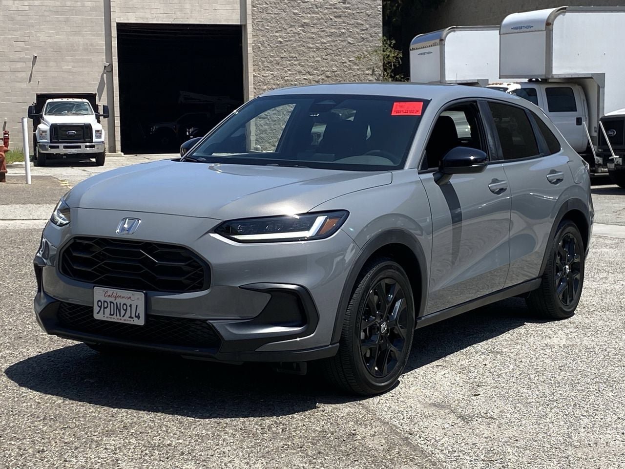 Used 2025 Honda HR-V Sport image 2