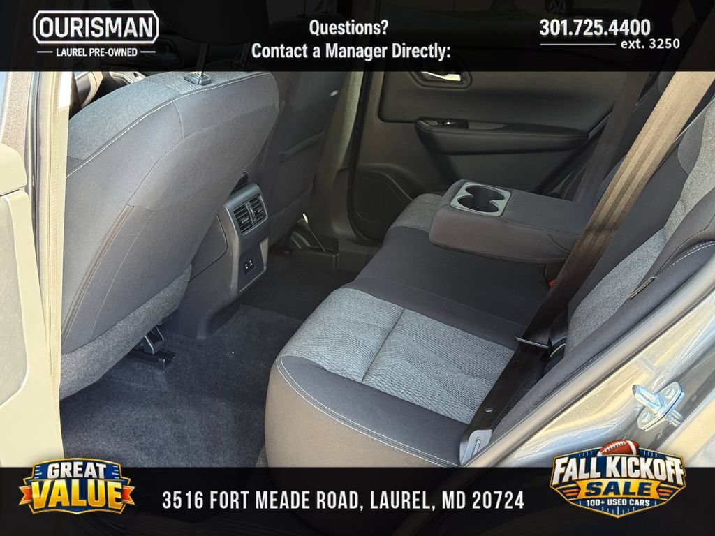 Used 2025 Nissan Rogue SV AWD/4WD image 17