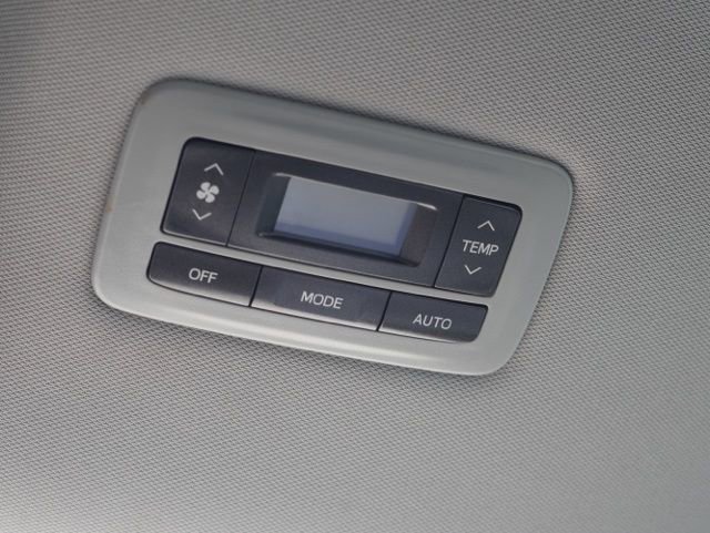 Used 2018 Toyota Sienna XLE w/ XLE Navigation Package image 44