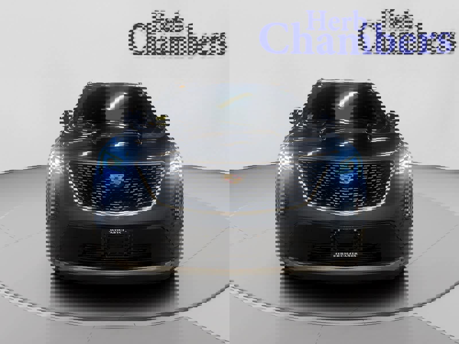 Used 2020 Cadillac XT4 Premium Luxury w/ Cold Weather Package image 4