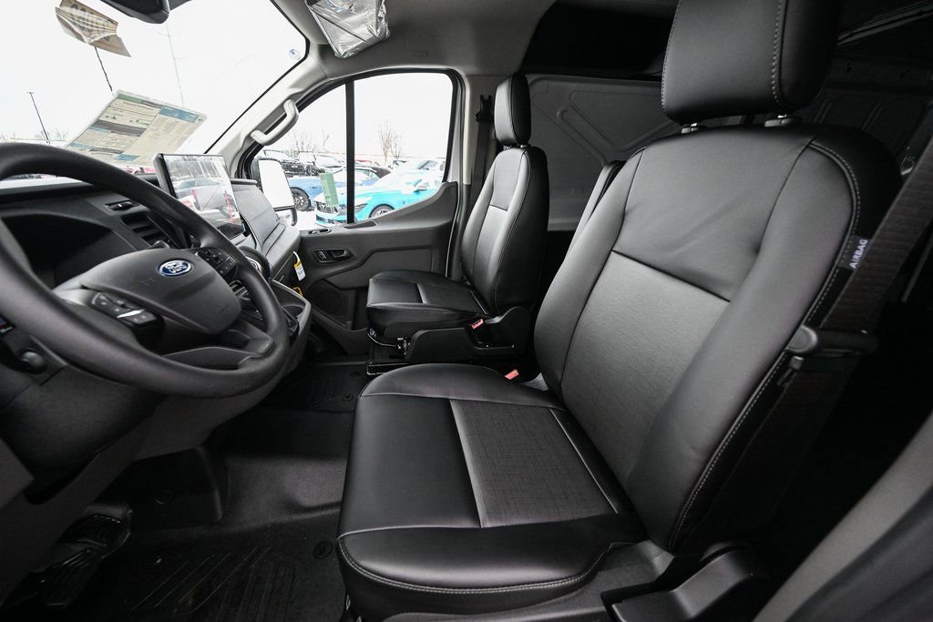 New 2026 Ford Transit 150 Low Roof image 19