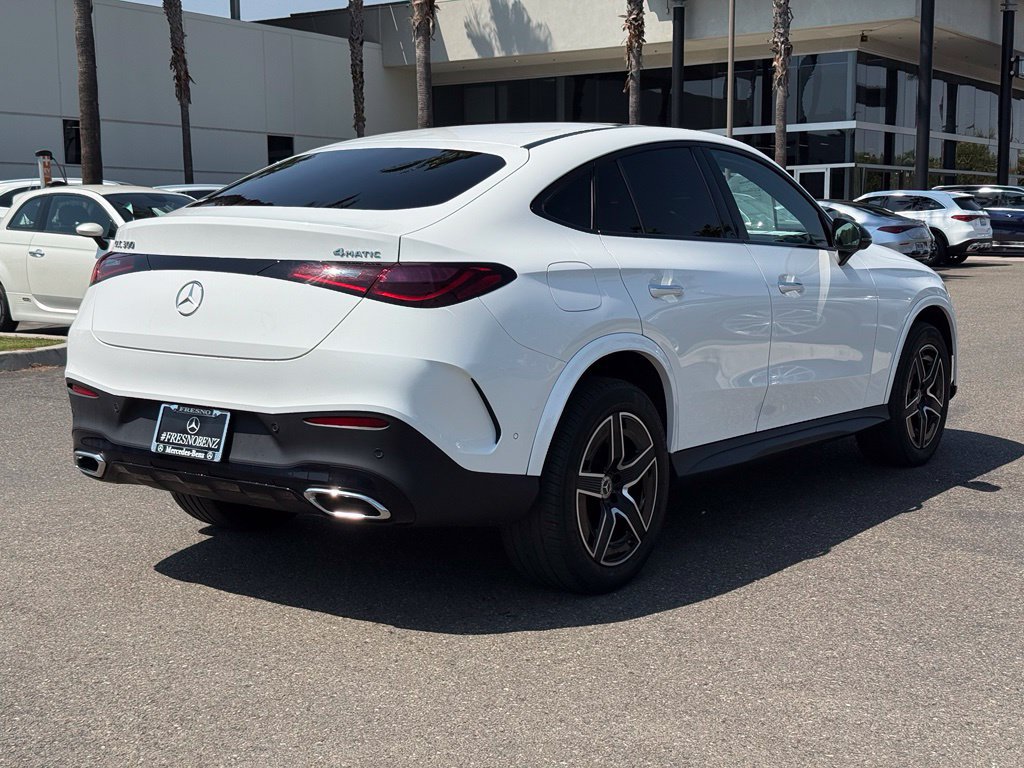 Used 2024 Mercedes-Benz GLC 300 4MATIC image 9