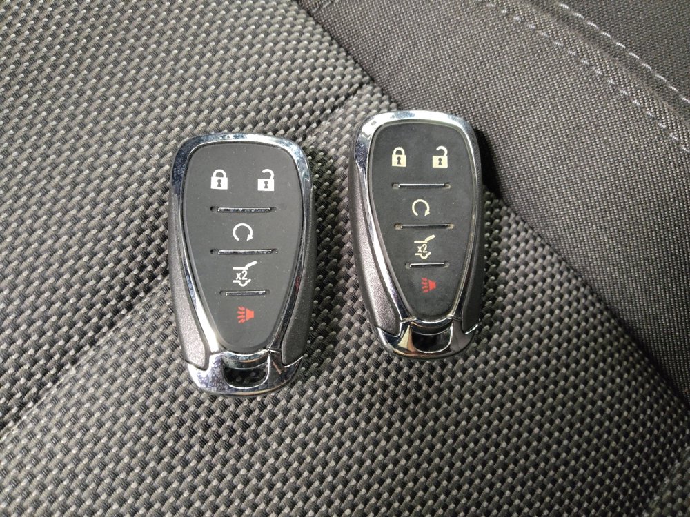 Used 2023 Chevrolet Traverse LT image 32