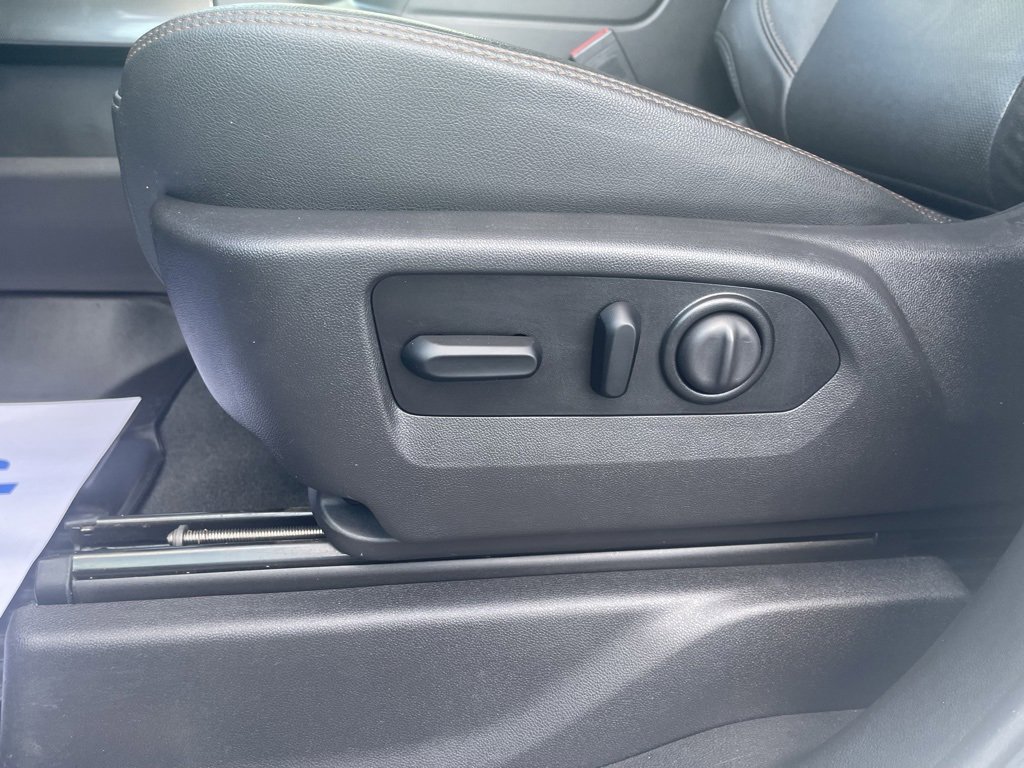 Used 2021 GMC Sierra 2500 AT4 w/ AT4 Premium Plus Package image 16