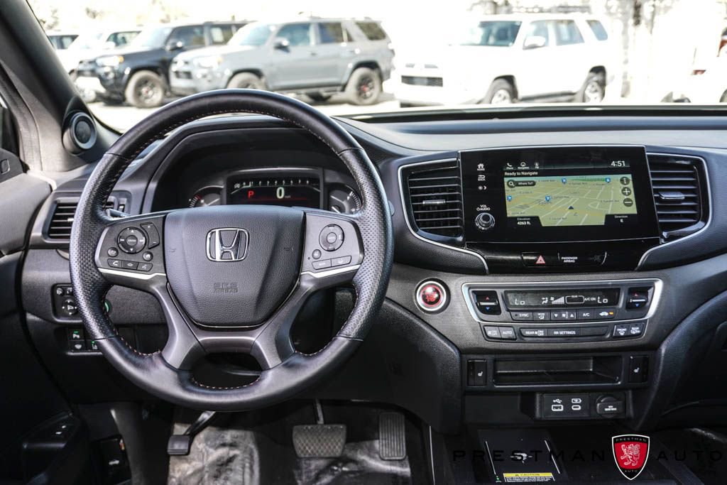 Used 2024 Honda Passport TrailSport image 2