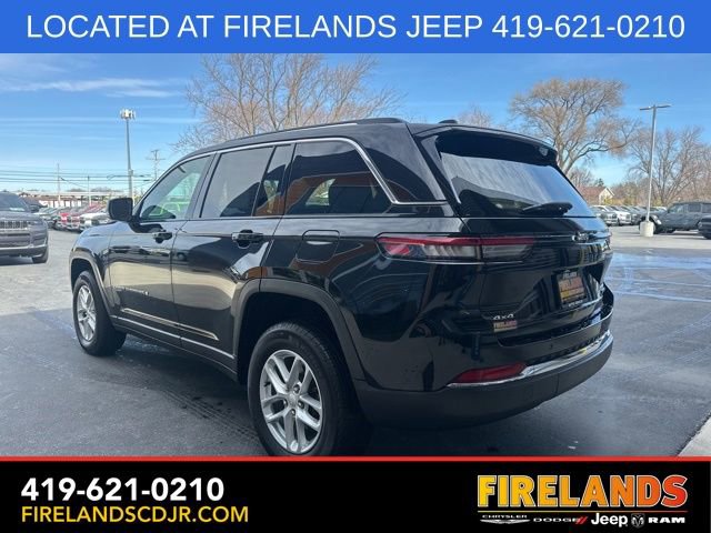Used 2023 Jeep Grand Cherokee Laredo w/ Luxury Tech Group I image 7
