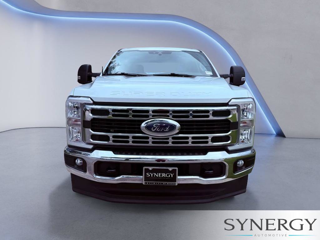 Used 2026 Ford F250 XLT AWD/4WD image 3