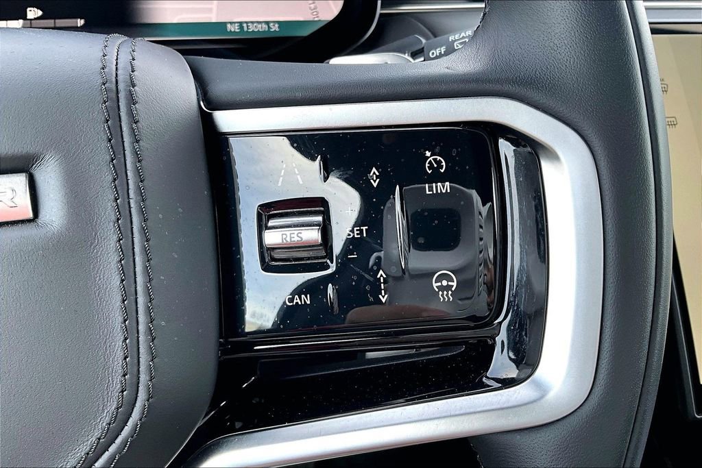 Certified 2025 Land Rover Range Rover Sport SE image 21
