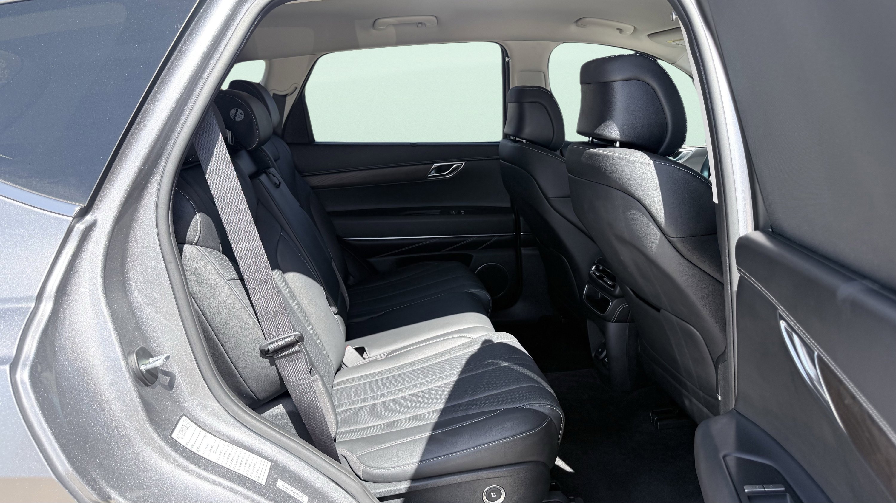 Used 2024 Genesis GV80 2.5T image 37