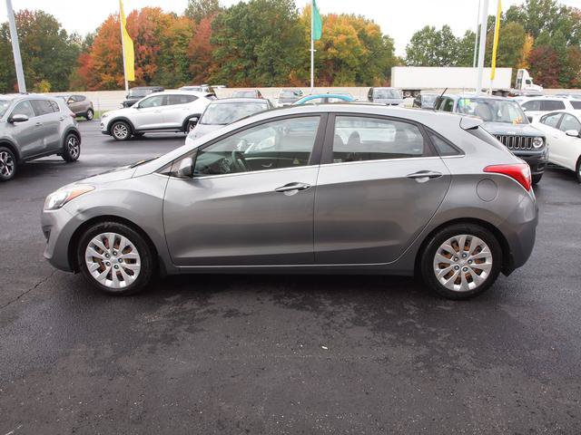 Used 2016 Hyundai Elantra GT FWD image 3
