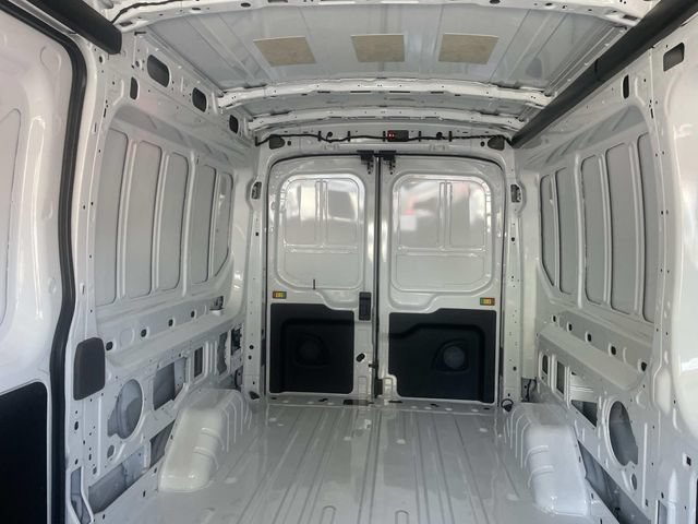 New 2026 Ford Transit 150 148 Medium Roof RWD image 20